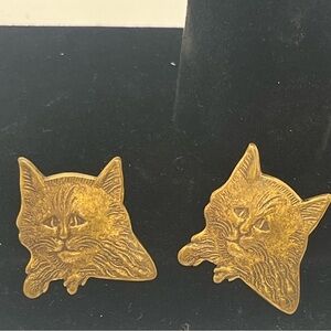 Vintage Gold Tone Cat Face Stud Earrings for pierced ears.